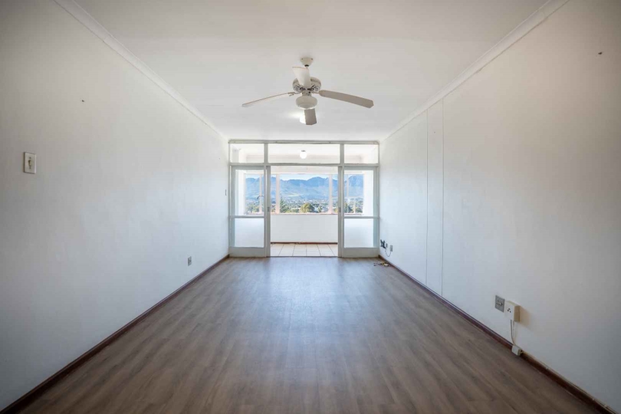 2 Bedroom Property for Sale in Buitenverwagting Western Cape